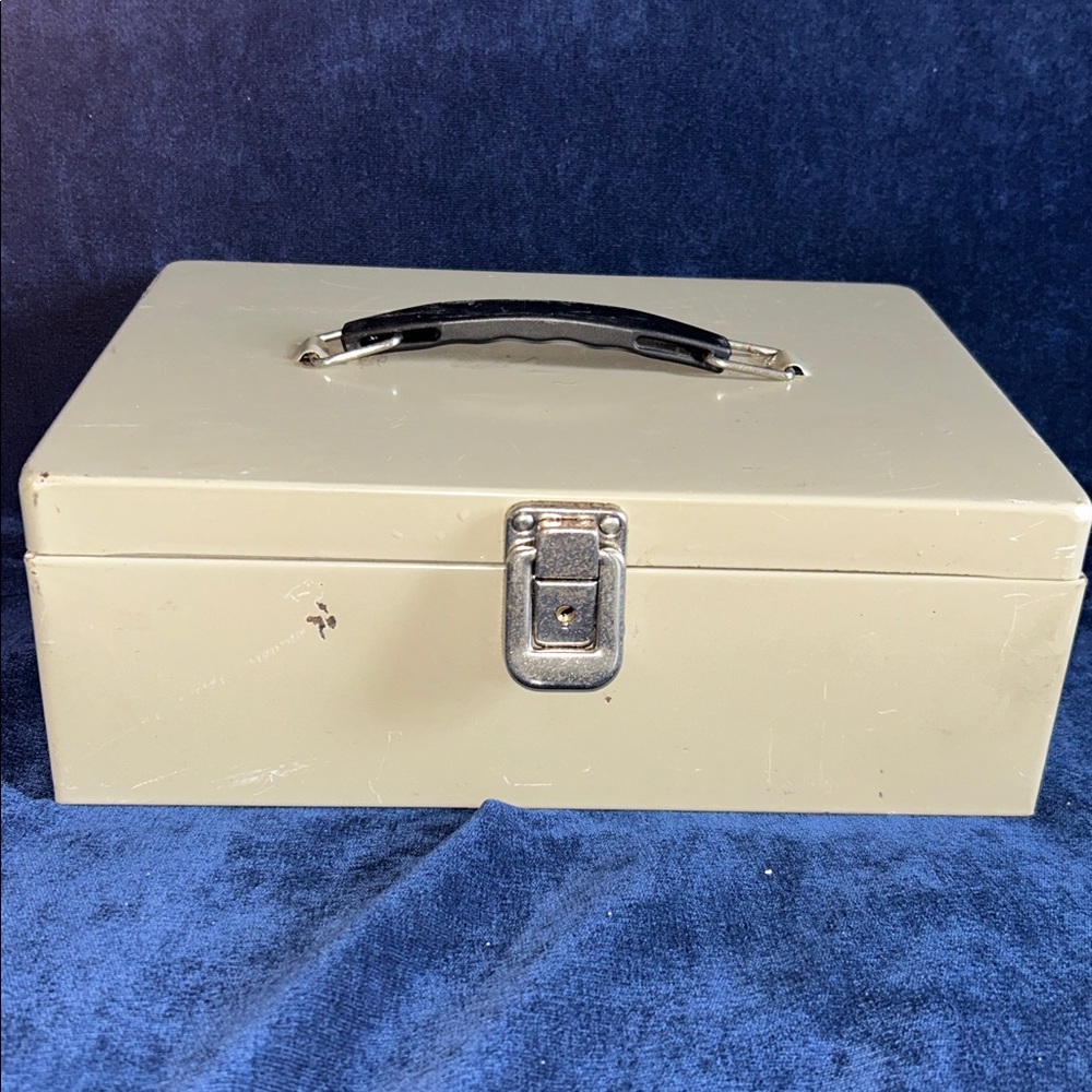 Vintage Metal Storage lock Box